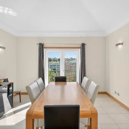 Girassol Casa de Férias