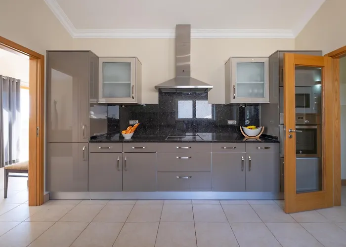 別荘 Girassol ラゴス